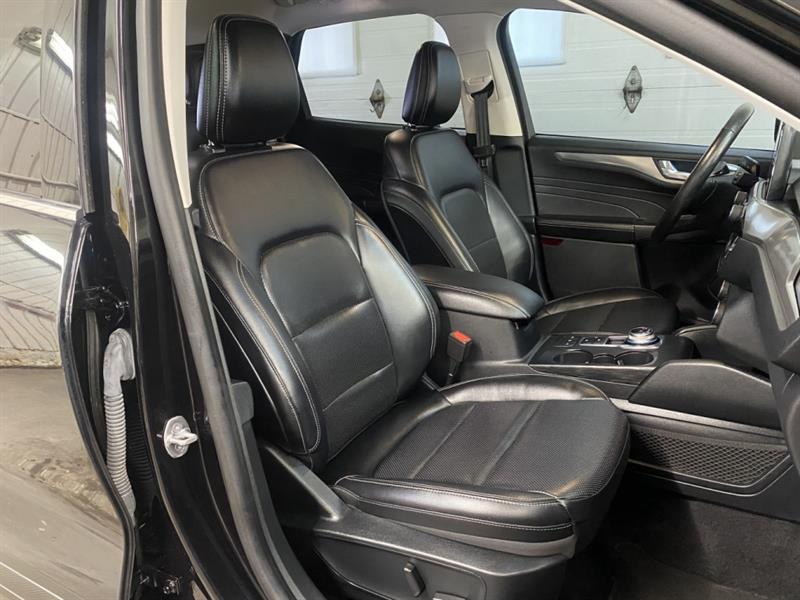 ford Escape 2021 - 18