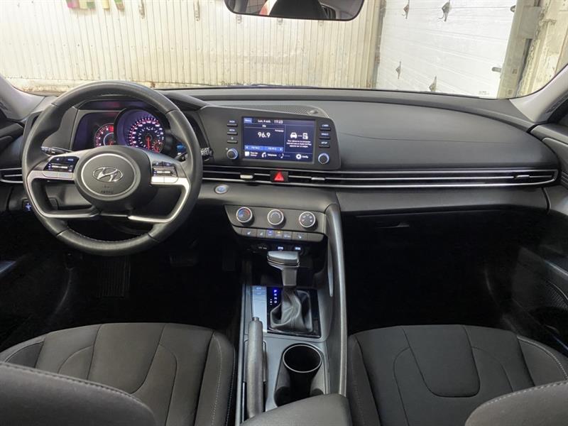 hyundai Elantra 2023 - 20