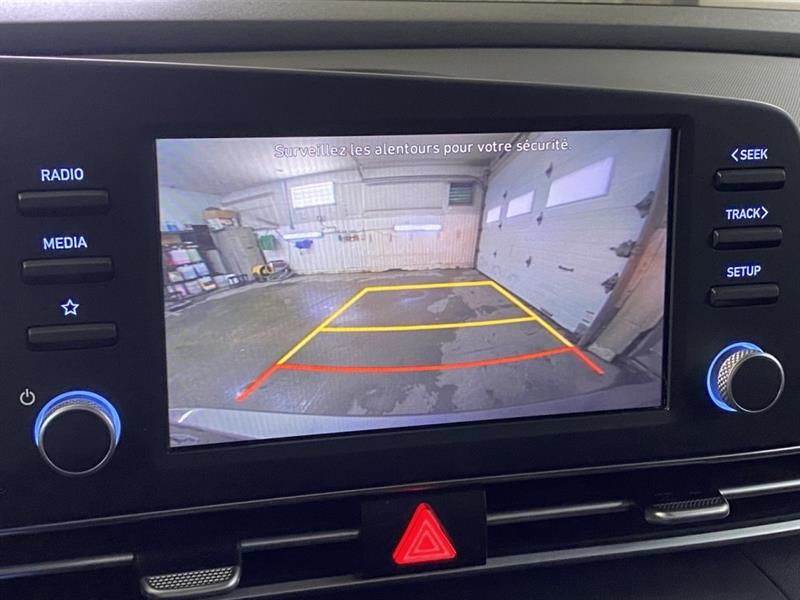 hyundai Elantra 2023 - 25