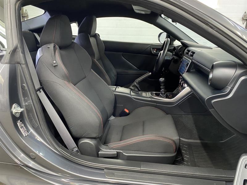 subaru BRZ 2023 - 17