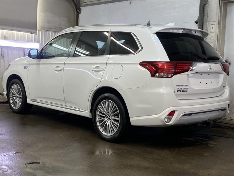 mitsubishi Outlander rechargeable 2022 - 5