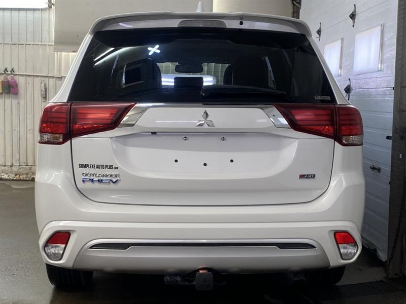 mitsubishi Outlander rechargeable 2022 - 7