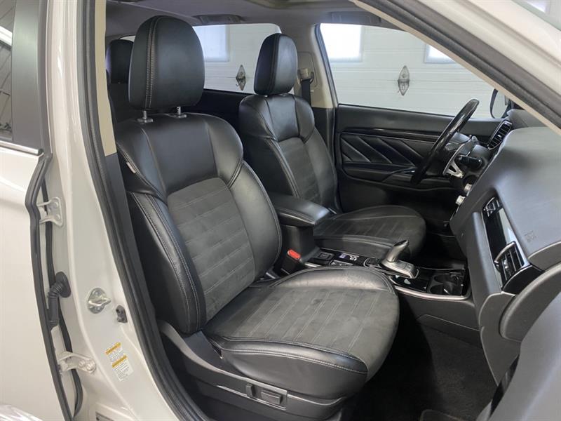 mitsubishi Outlander rechargeable 2022 - 19