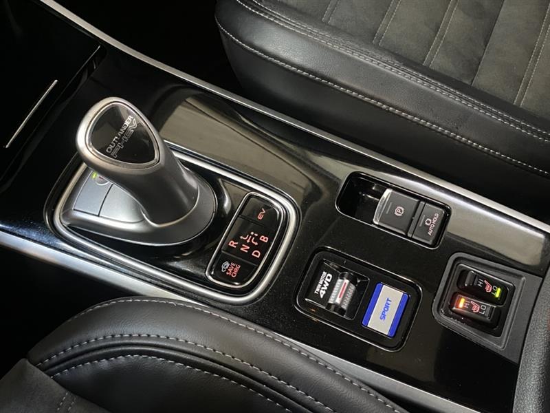 mitsubishi Outlander rechargeable 2022 - 31