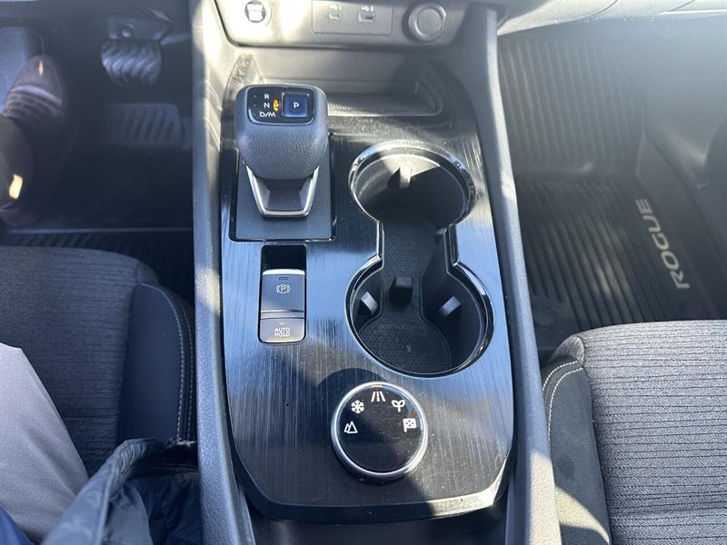 nissan Rogue 2021 - 23