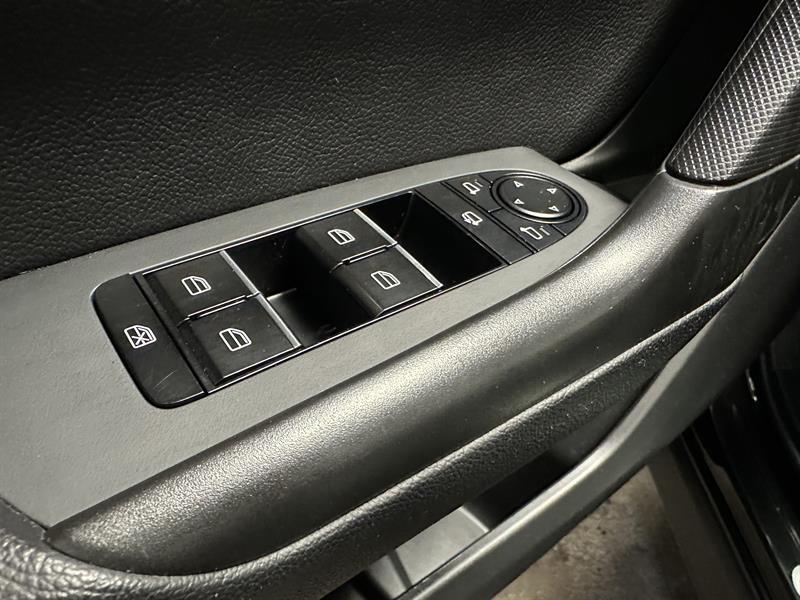 mazda CX-50 2023 - 17