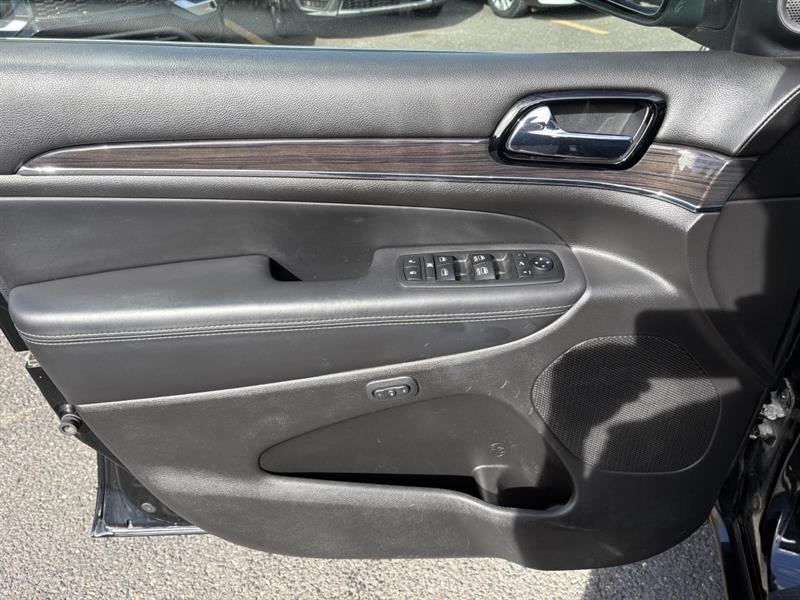 jeep Grand Cherokee 2019 - 32