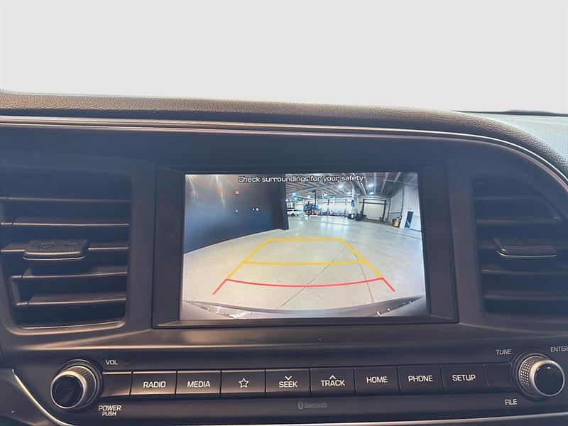 hyundai Elantra 2019 - 19