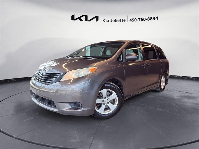 toyota Sienna 2015