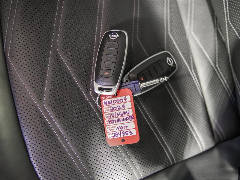 nissan Pathfinder 2024 - 30