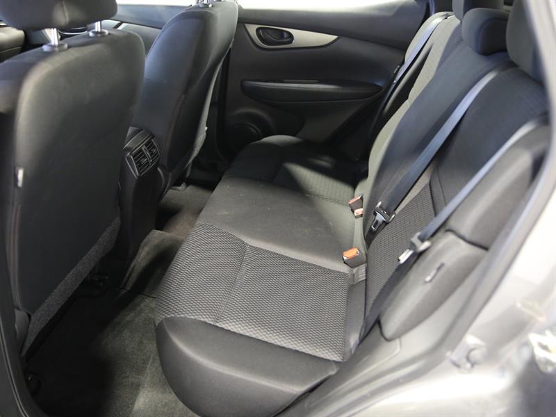 nissan Qashqai 2021 - 24