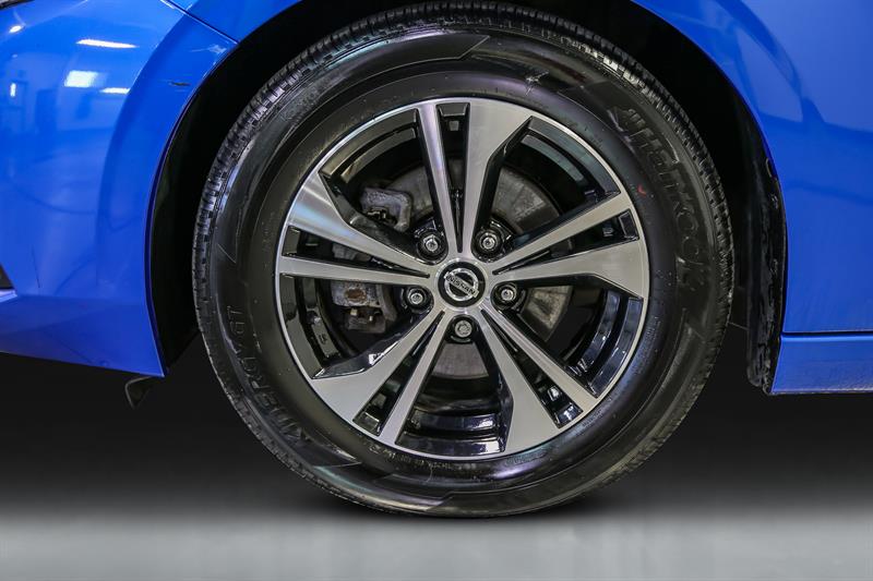 nissan Sentra 2022 - 9