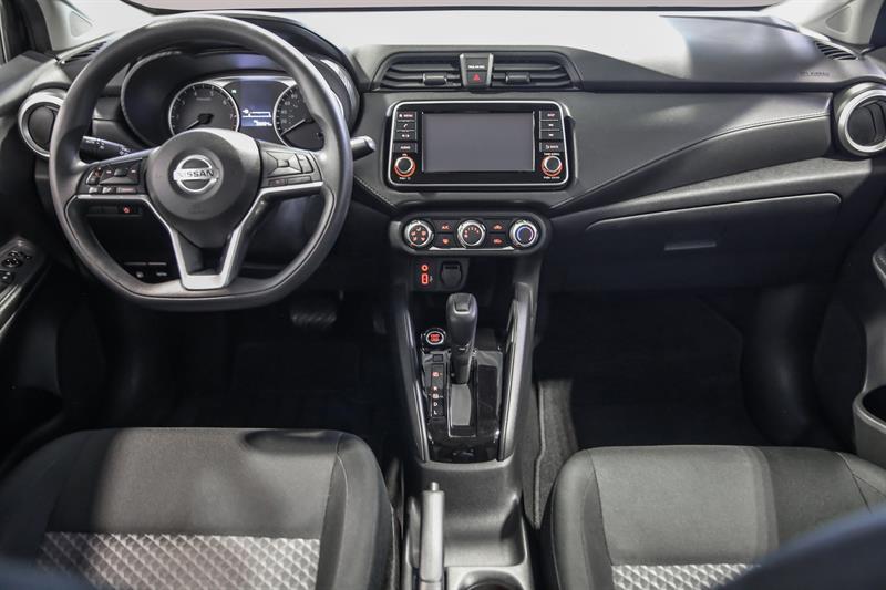 nissan Versa 2021 - 14