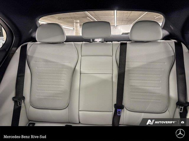 mercedes-benz C-Class 2025 - 12