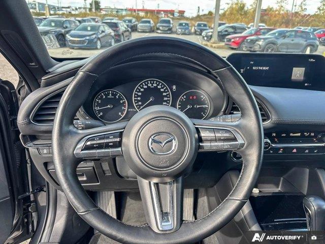 mazda Mazda3 Sport 2023 - 17