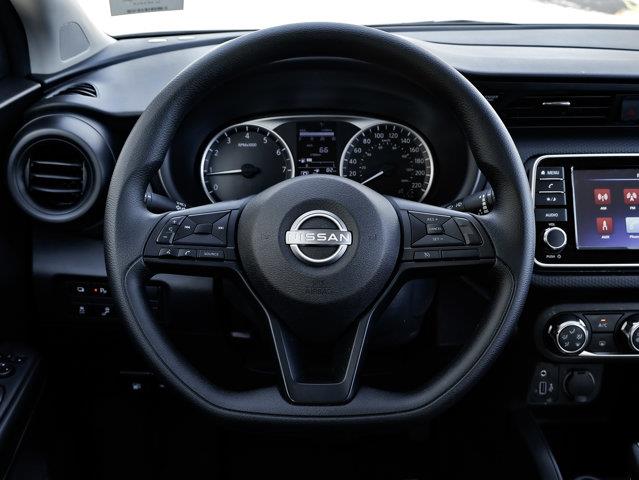 nissan Kicks Play 2025 - 30