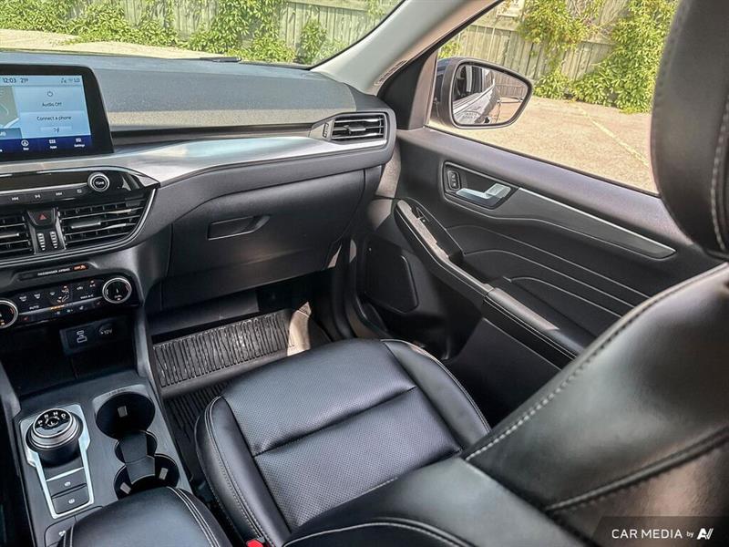 ford Escape 2022 - 24