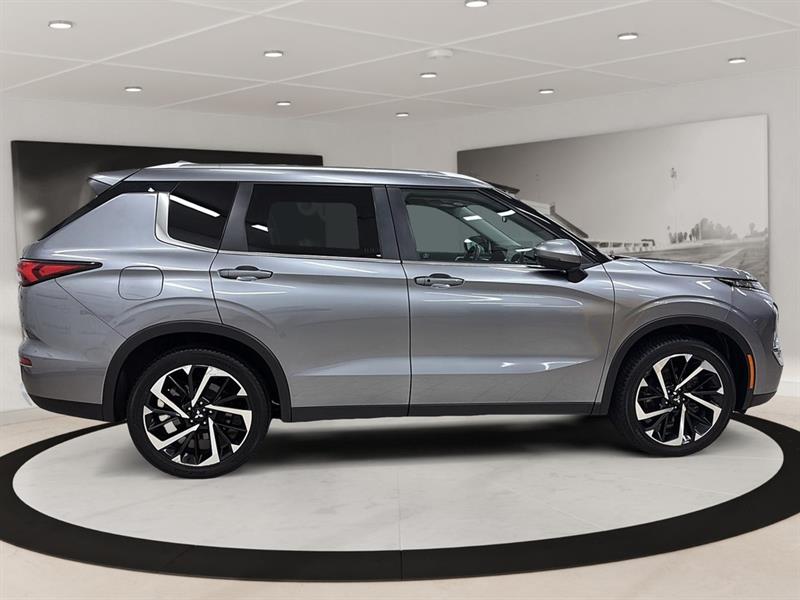 mitsubishi Outlander 2022 - 4