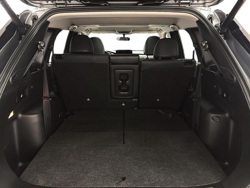 mitsubishi Outlander 2022 - 7