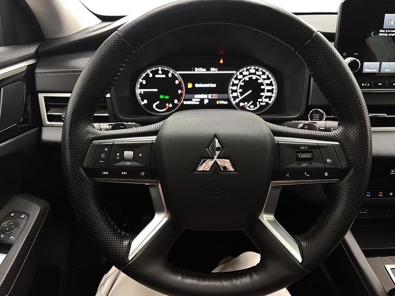 mitsubishi Outlander 2022 - 18