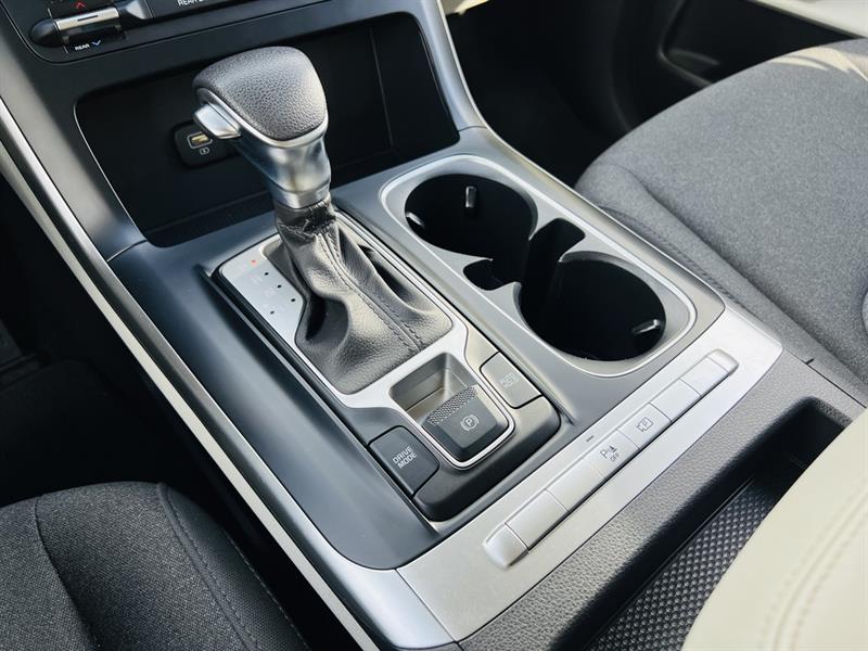 kia Carnival 2022 - 36