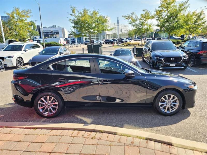 mazda Mazda3 2022 - 8