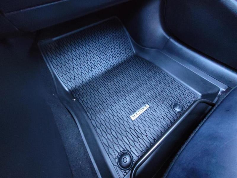 mazda Mazda3 2022 - 10