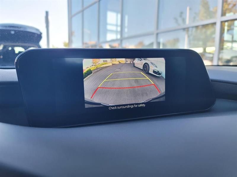 mazda Mazda3 2022 - 27