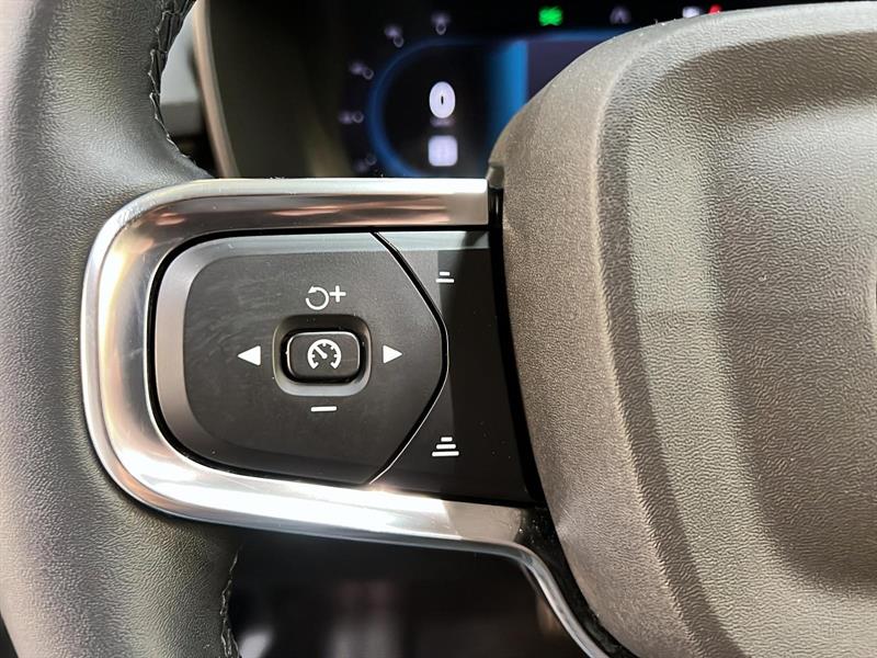 volvo XC40 2023 - 22