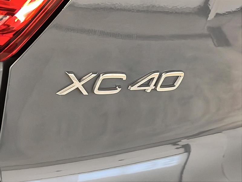 volvo XC40 2023 - 28