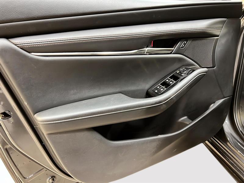 mazda Mazda3 Sport 2022 - 24