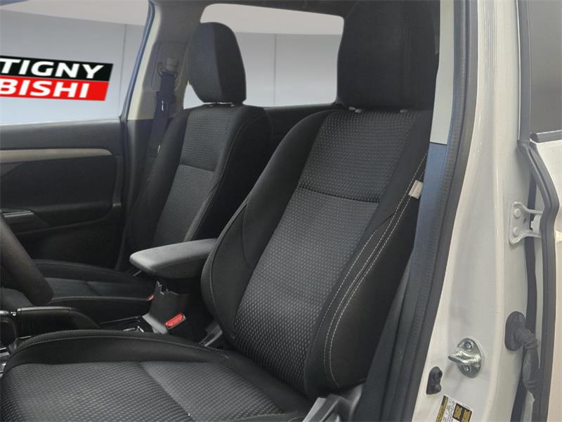 mitsubishi Outlander 2018 - 11