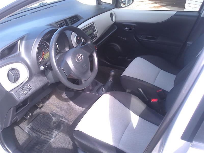 toyota Yaris 2013 - 10