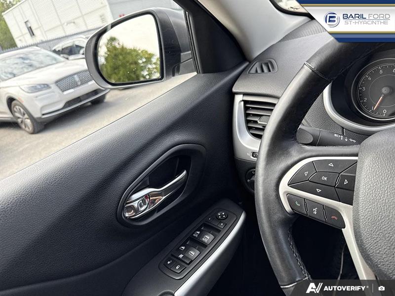 jeep Cherokee 2018 - 17