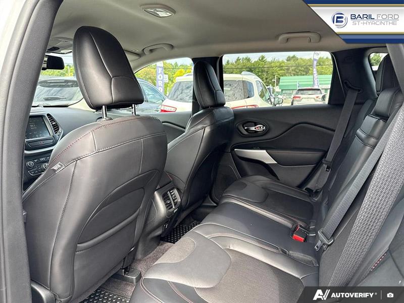 jeep Cherokee 2018 - 23