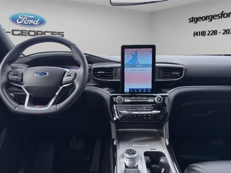 ford Explorer 2022 - 12