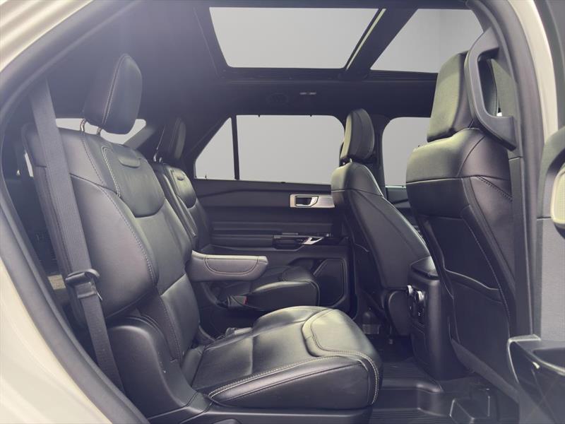 ford Explorer 2022 - 16
