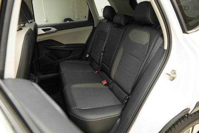 volkswagen Taos 2025 - 23