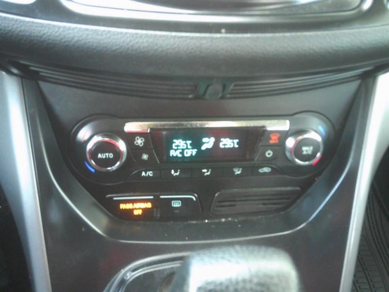 ford Escape 2015 - 17