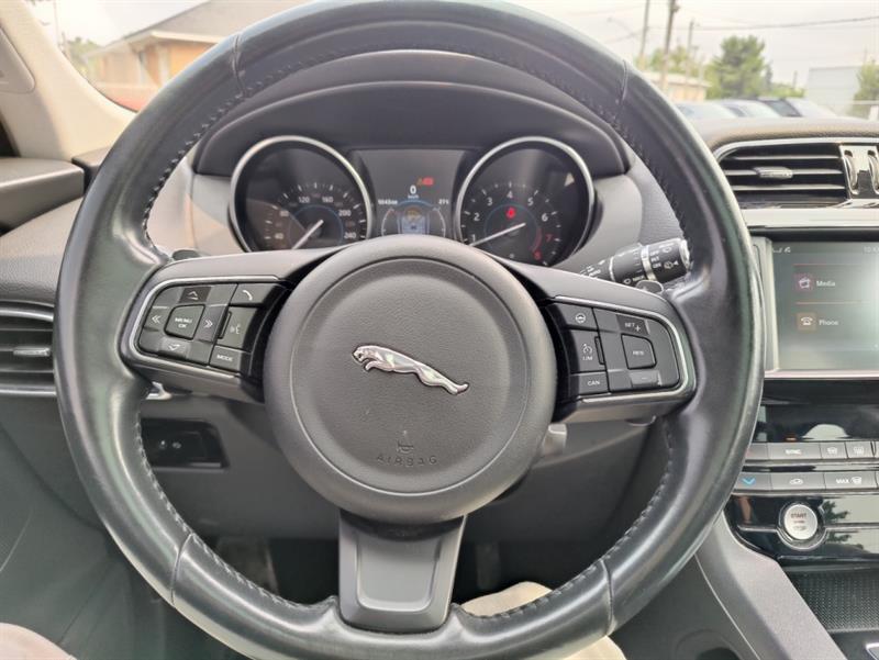 jaguar F-PACE 2018 - 8