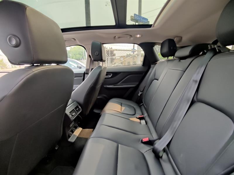 jaguar F-PACE 2018 - 12