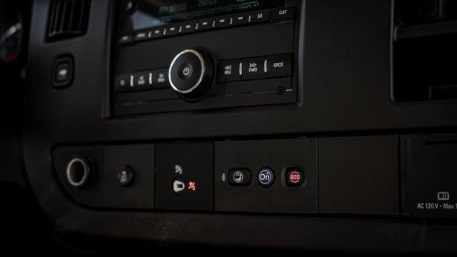 chevrolet Express Cargo Van 2022 - 15