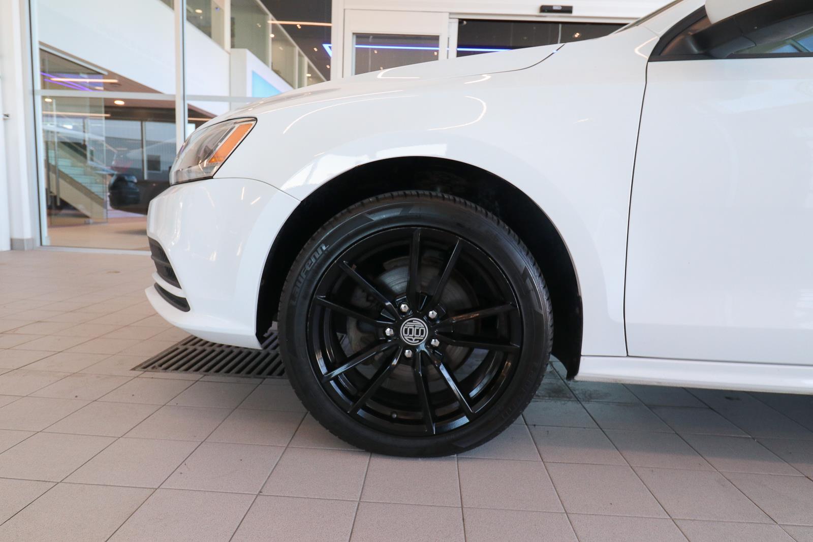 volkswagen Jetta Sedan 2017 - 9