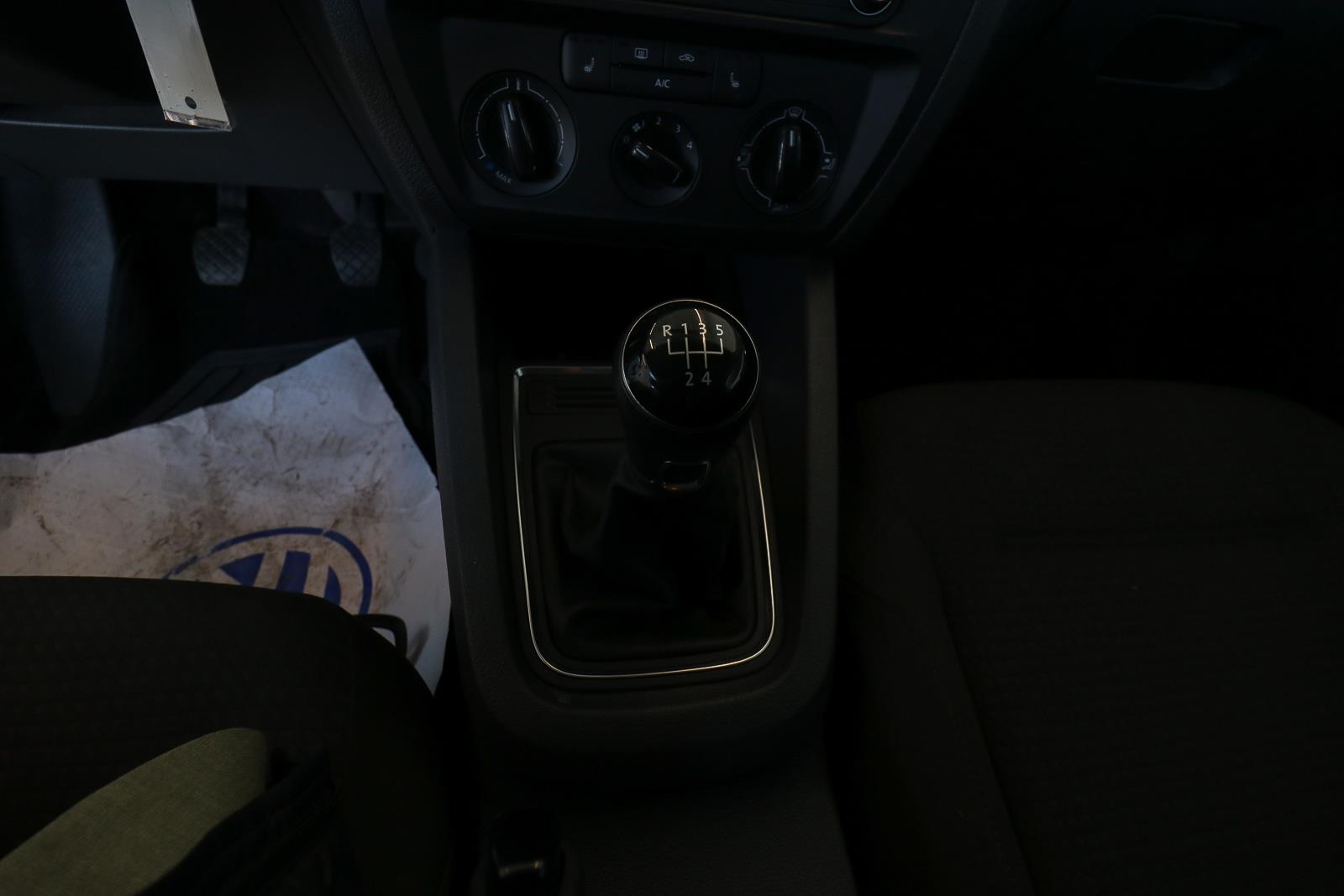 volkswagen Jetta Sedan 2017 - 15