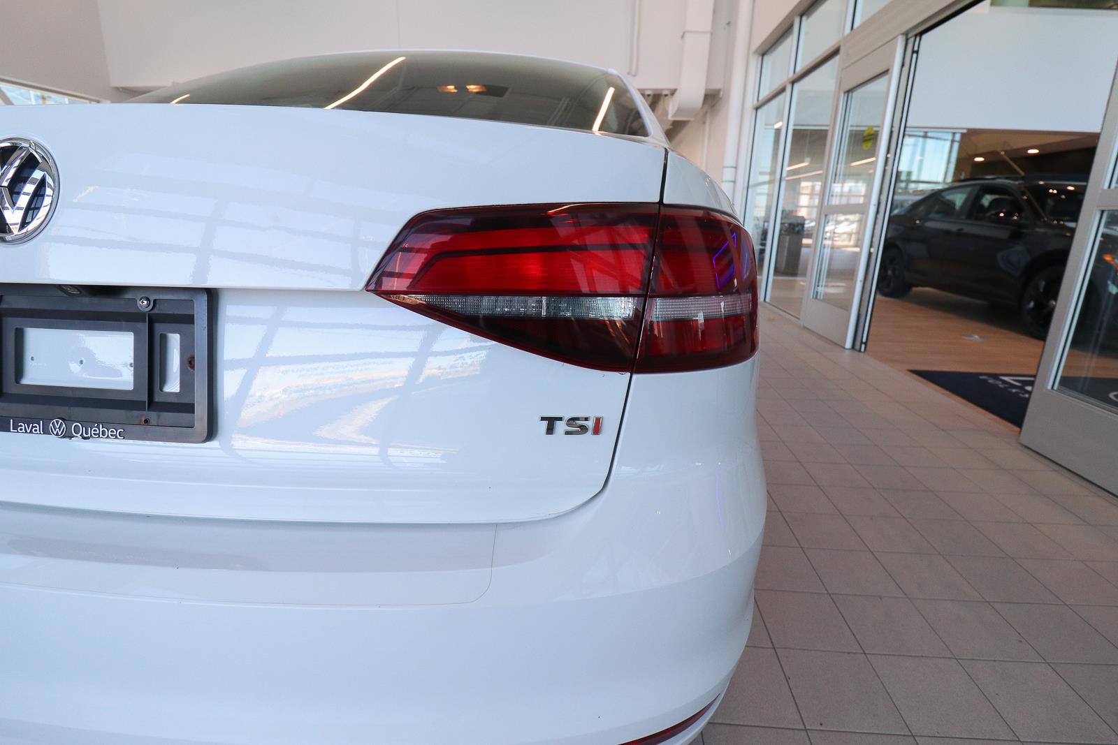 volkswagen Jetta Sedan 2017 - 18