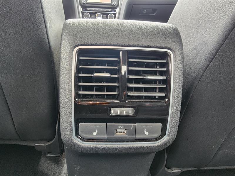 volkswagen Passat 2017 - 20