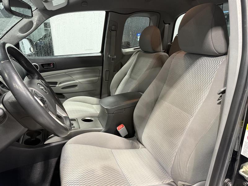 toyota Tacoma 2015 - 8