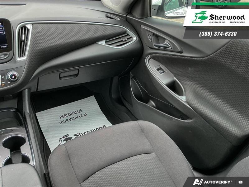 chevrolet Malibu 2023 - 25