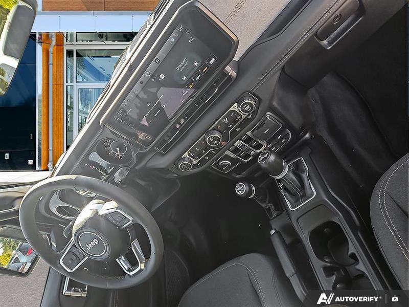 jeep Wrangler 2024 - 18