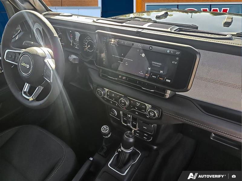 jeep Wrangler 2024 - 19